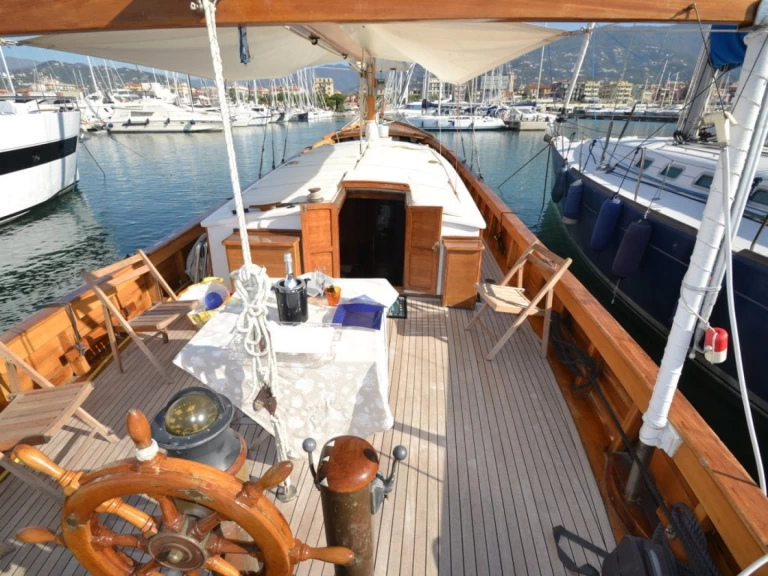 Hire Motorboat with or without skipper SIMEONI Chiavari