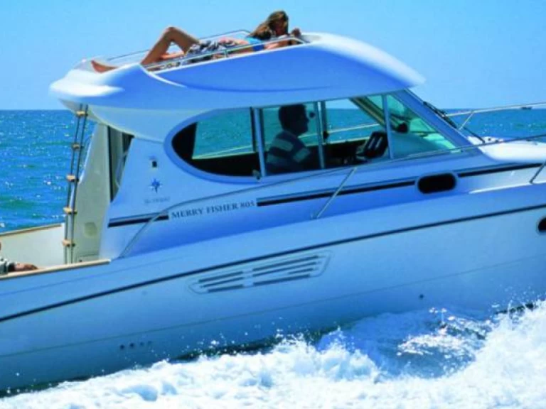 Motorboat hire in Le Cap d'Agde - Jeanneau Merry Fisher 805