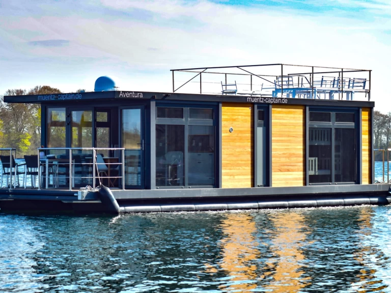 Hire a A Festlieger Plau am See