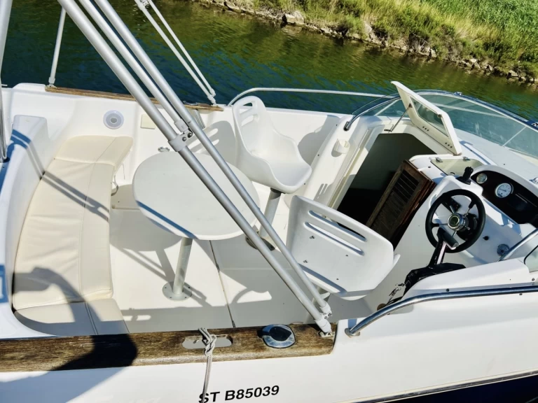 Yacht charter Carnon-Plage - Jeanneau Cap Camarat 625 WA on SamBoat