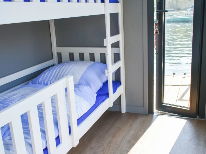 Canal boat to hire Plau am See at the best price