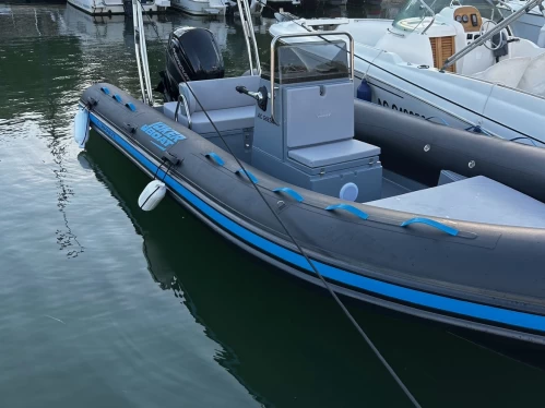 RIB hire in Le Canon - Capelli Tempest 700 Sun