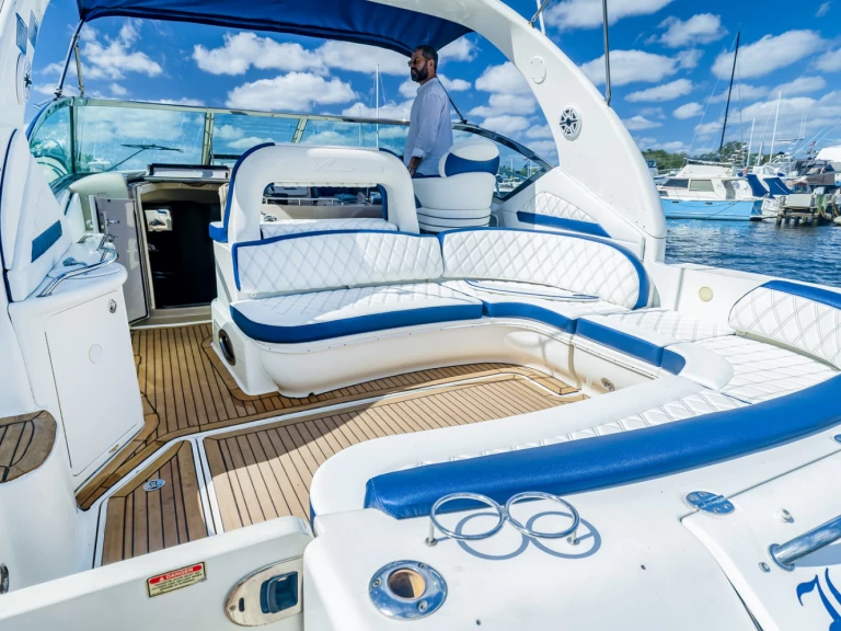 Yacht charter Miami - Sea Ray Sundancder 45 on SamBoat