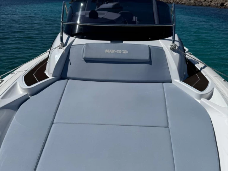 Charter a Mar-Co E-Motion 29 in Poltu Quatu on Samboat