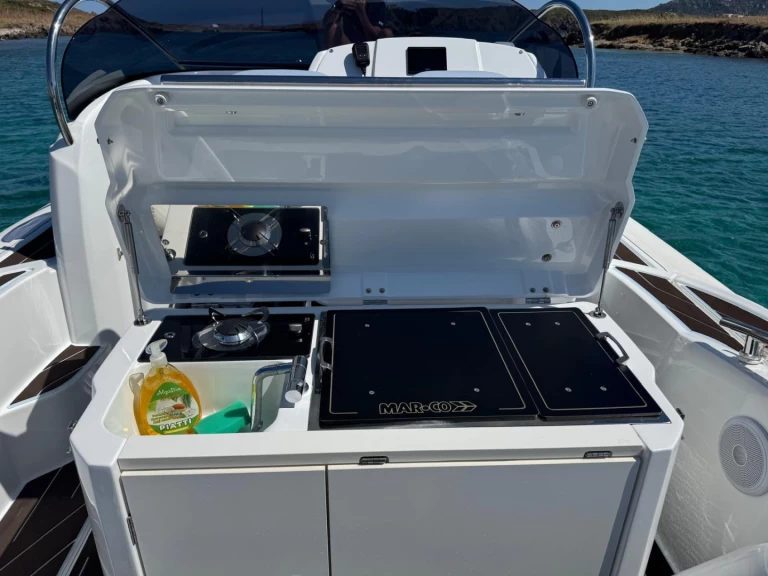 Hire RIB Mar-Co with a boat licence