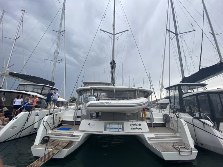 Catamaran to hire Saint George's at the best price