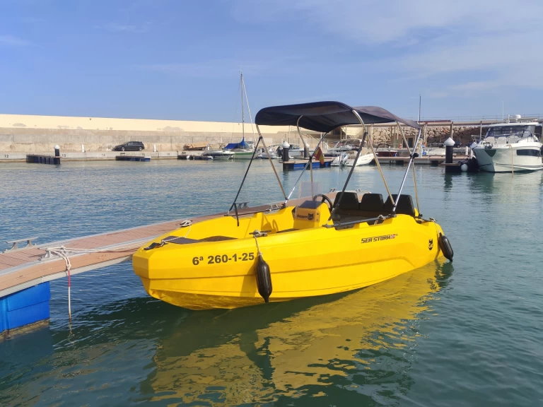 Charter a SeaStorm 14 in Calp / Calpe on Samboat