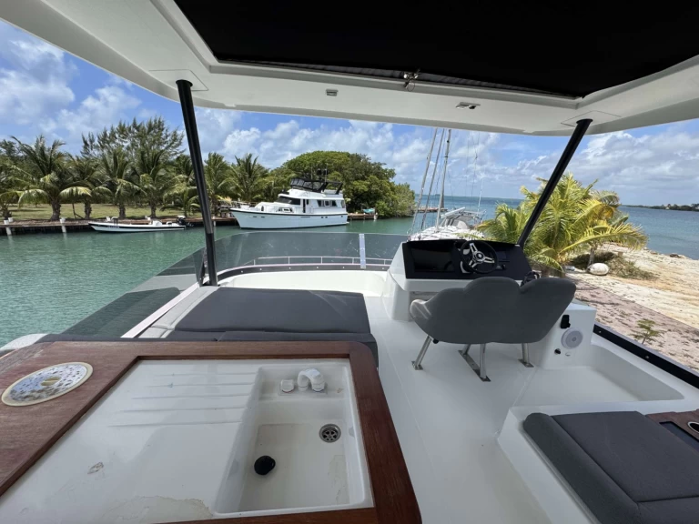 Luxury Yacht hire in Belize - Fountaine Pajot FASCHING