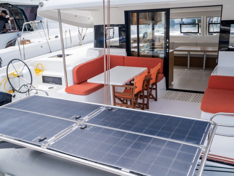 Hire Catamaran with or without skipper Excess Alimos