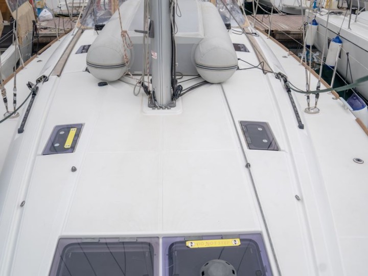 Sailboat hire in Alimos - Jeanneau Sun Odyssey 479