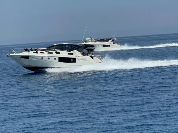 Yacht charter Villa San Giovanni - Cranchi Cranchi 44 on SamBoat