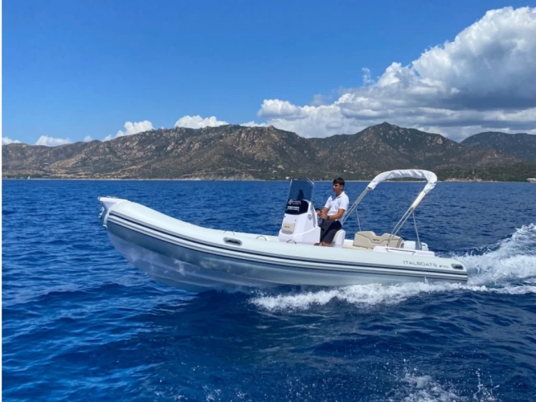 Hire a Italboats Predator 599 AS Villasimius