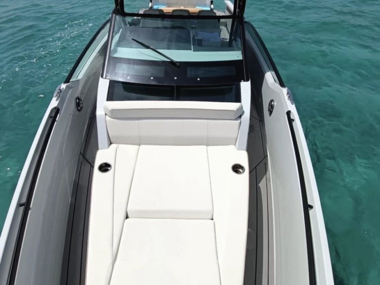 Hire a Saxdor Saxdor 320 GTO Mandelieu-la-Napoule