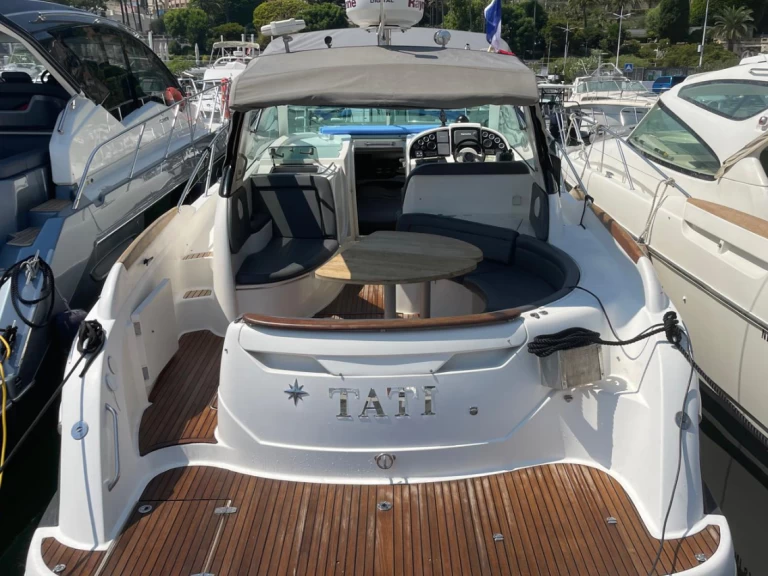 Yacht charter Beaulieu-sur-Mer - Jeanneau Prestige 34 Open on SamBoat
