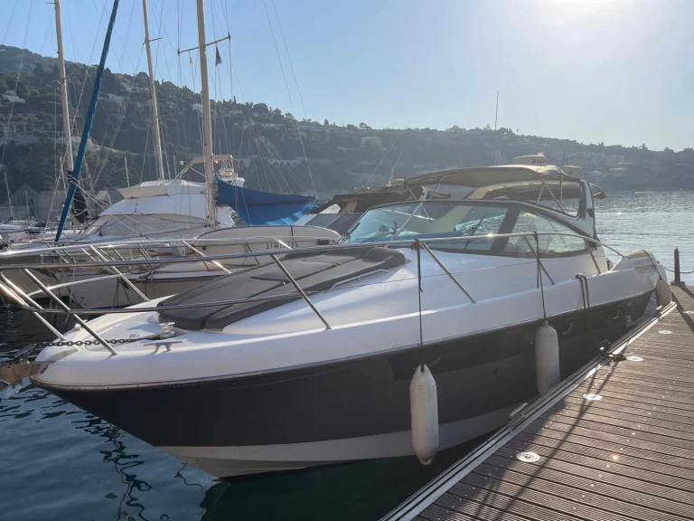 Motorboat hire in Beaulieu-sur-Mer - Jeanneau Prestige 34 Open