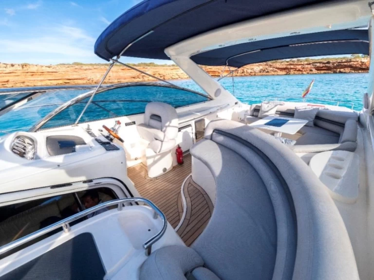 Charter a Sunseeker Camargue 50 in Ibiza Town on Samboat