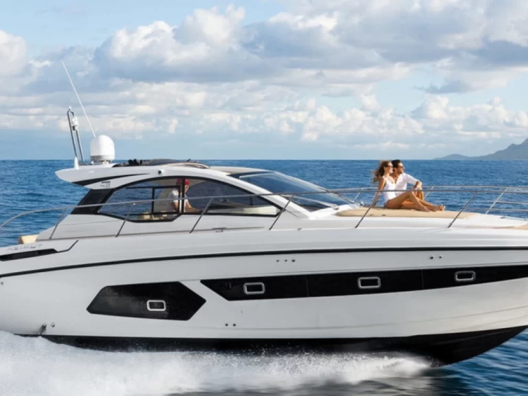 Motorboat hire in Altea - Azimut Atlantis 43