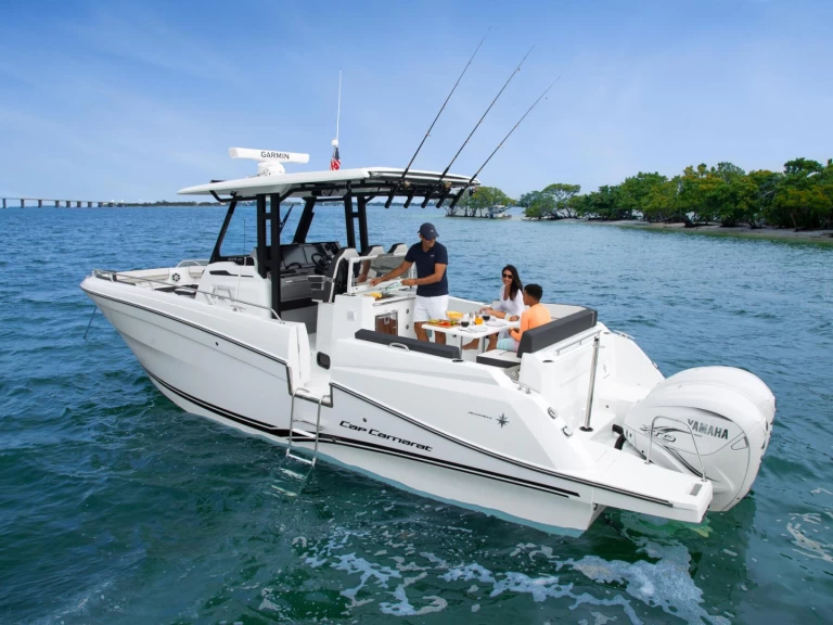 Yacht charter Cogolin - Jeanneau cap camarat 10.5 CC on SamBoat