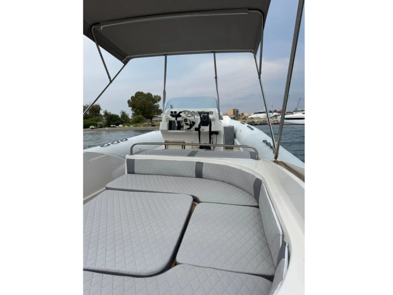 Yacht charter Milazzo - Nadir NADIR 33 on SamBoat