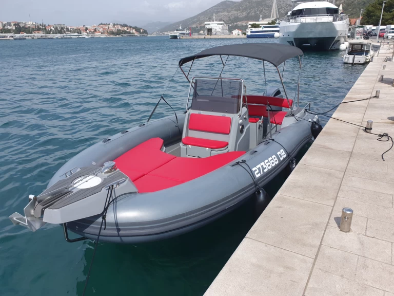 Marlin Boat 790 Pro Dynamic charter bareboat or skippered in  Marina Frapa Dubrovnik