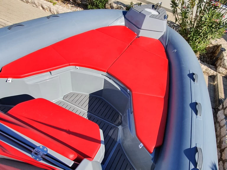 Yacht hire Marina Frapa Dubrovnik cheap 790 Pro Dynamic