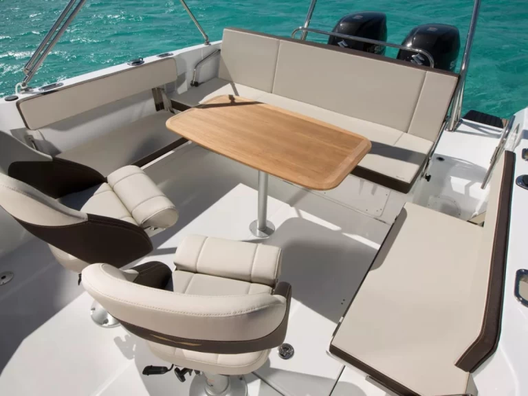 Charter a Bénéteau Flyer 7.7 SUNdeck in Cannes on Samboat