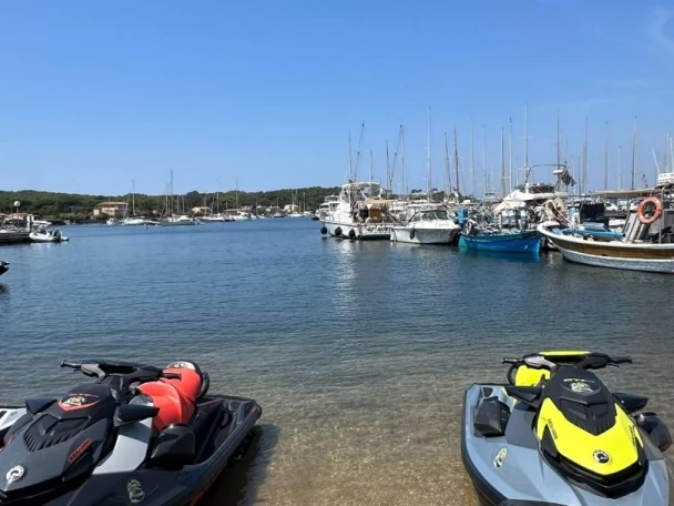 Jet ski to hire Hyères at the best price
