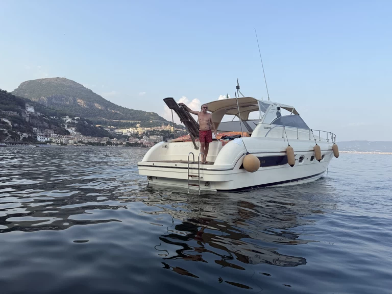 Hire a Gianetti gianetti 45 sport Amalfi