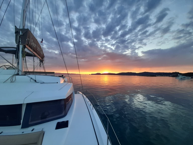 Charter a Bali Bali 4.3 in Ajaccio on Samboat