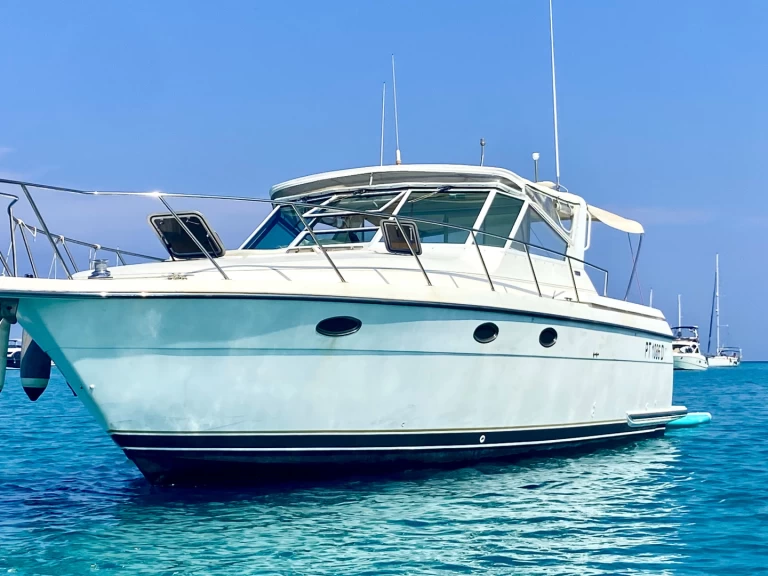 Motorboat to hire Stintino at the best price