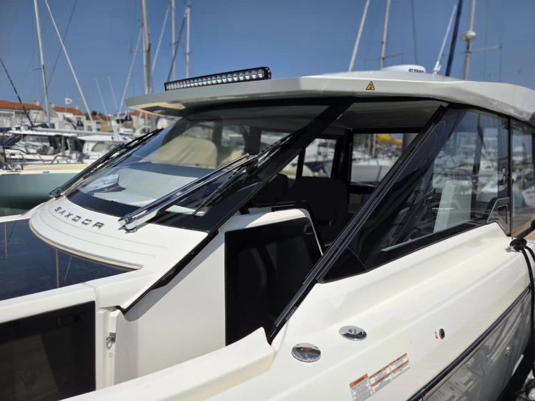 Hire a Saxdor Saxdor 400 GTC Les Sables-d'Olonne