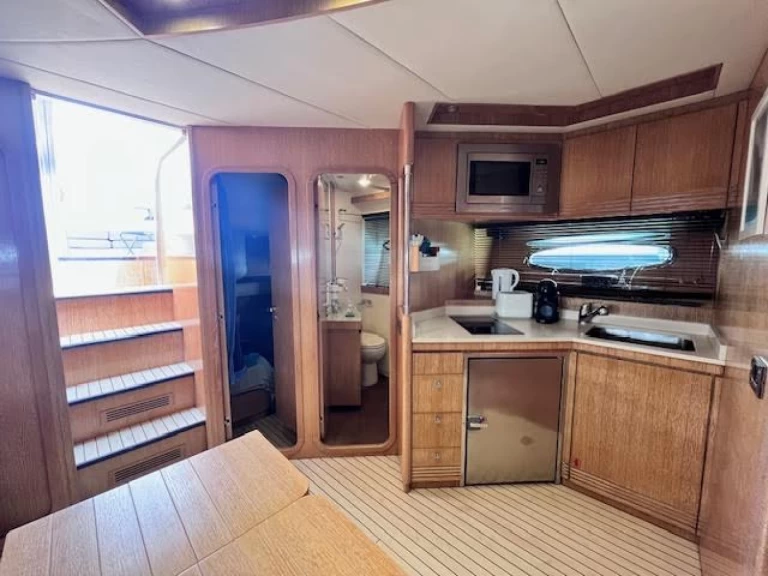 Yacht charter Villeneuve-Loubet - Rizzardi CR 45 on SamBoat