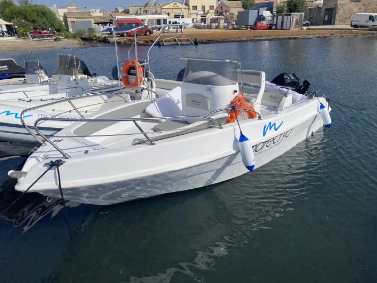 Yacht hire Marzamemi cheap Bluline