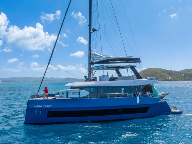 Hire Luxury Yacht with or without skipper Moon Yacht British Virgin Islands (BVI)