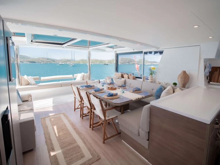 Hire Luxury Yacht with or without skipper Bali British Virgin Islands (BVI)