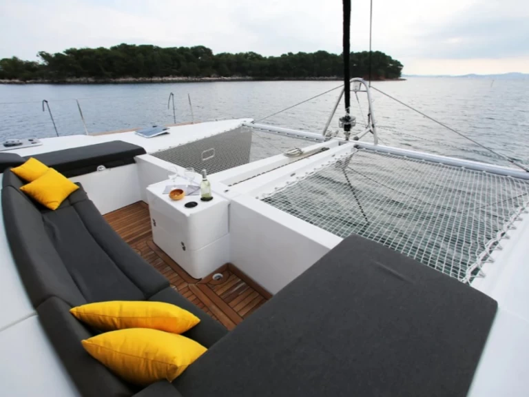 Yacht charter Ibiza Town - Lagoon Lagoon 440 on SamBoat