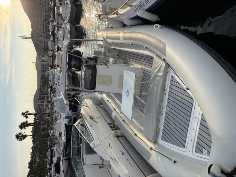 Yacht charter Cavalaire-sur-Mer - Valiant Valiant 760 Sport on SamBoat