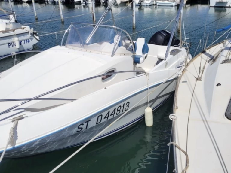 Quicksilver Quicksilver 635 WA charter bareboat or skippered in  Port-Camargue