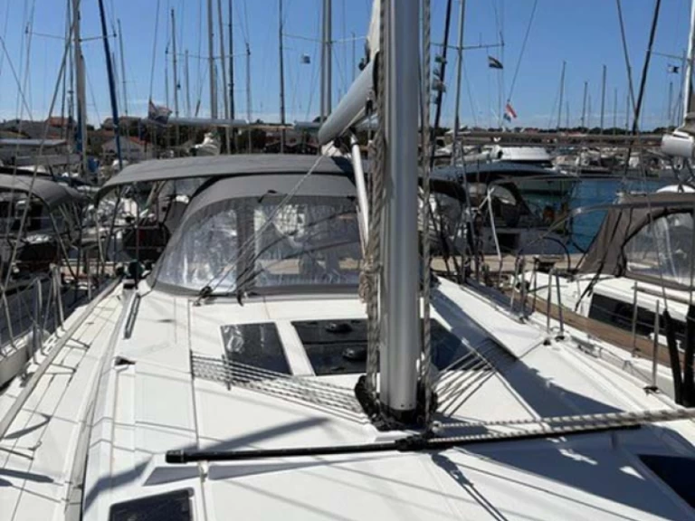 Sailboat to hire Trogir at the best price