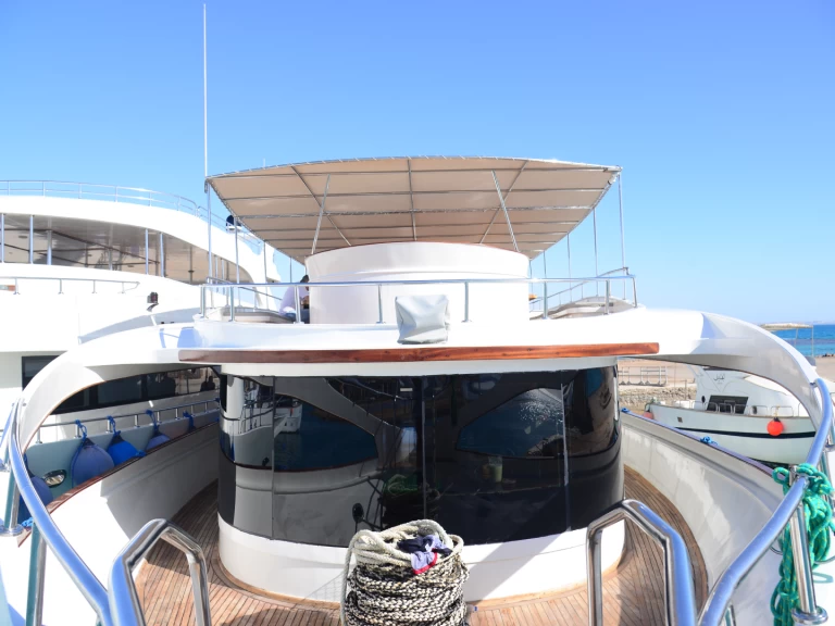 Yacht hire Hurghada cheap 2004