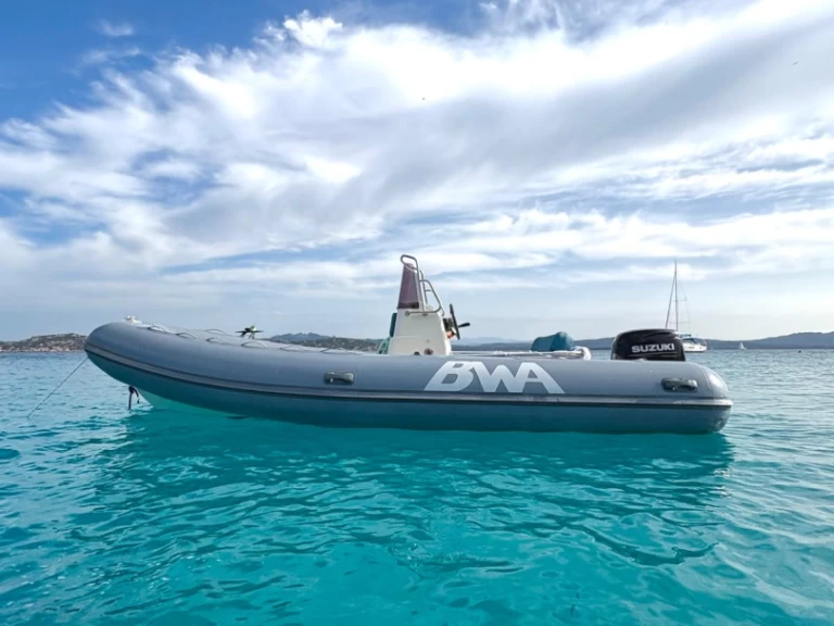 Yacht hire Porto Pollo cheap California 550