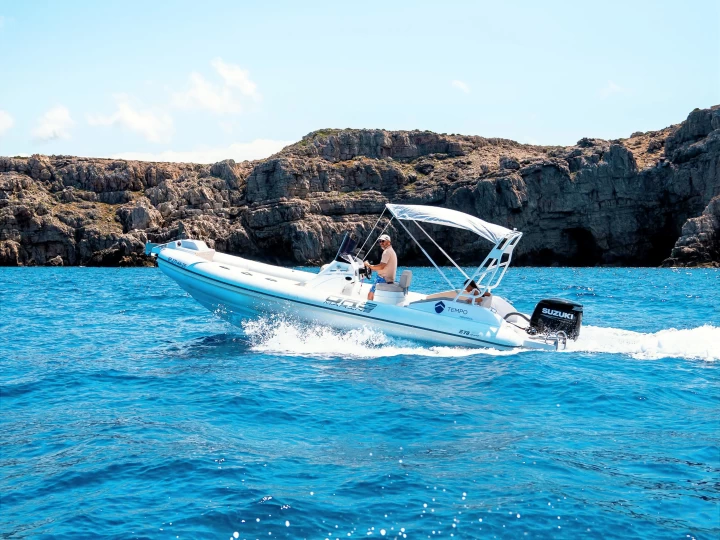 RIB hire in Fornells - Oromarine Oromarine S-78