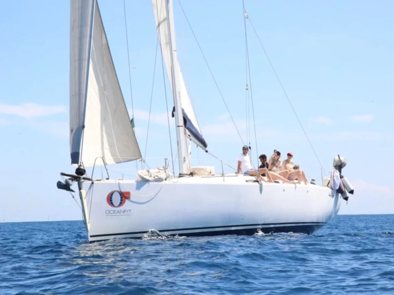 Yacht charter Castiglioncello - Dehler Varianta 44 on SamBoat