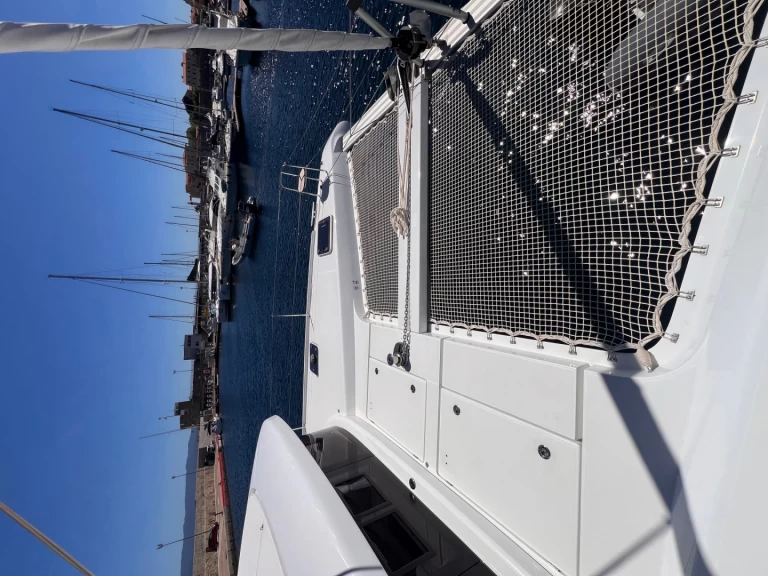 Yacht hire Ajaccio cheap Lagoon 42