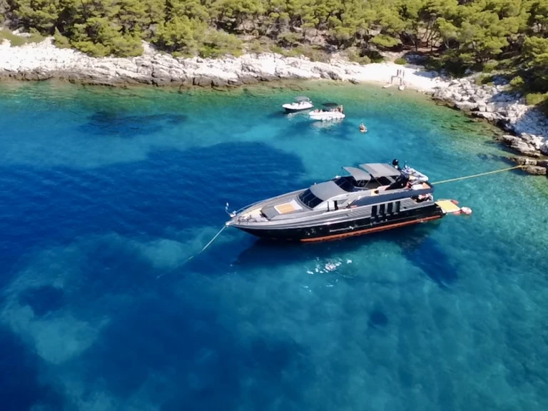 Yacht hire Split cheap 82
