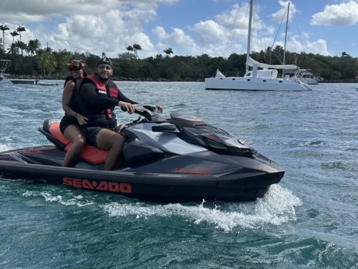 Jet ski to hire Fort-de-France at the best price