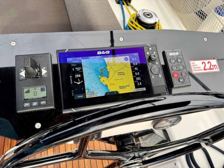 Charter a Dufour Dufour 41 Performance in Biograd na Moru on Samboat