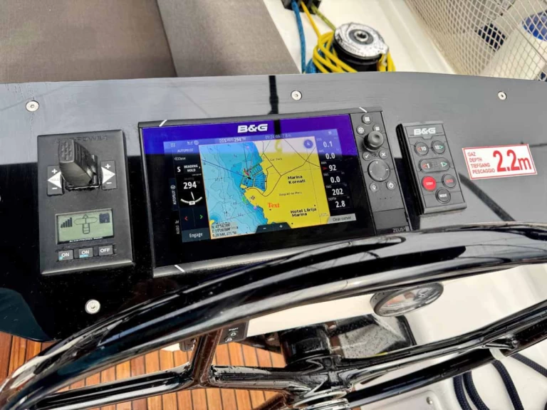 Charter a Dufour Dufour 41 Performance in Biograd na Moru on Samboat