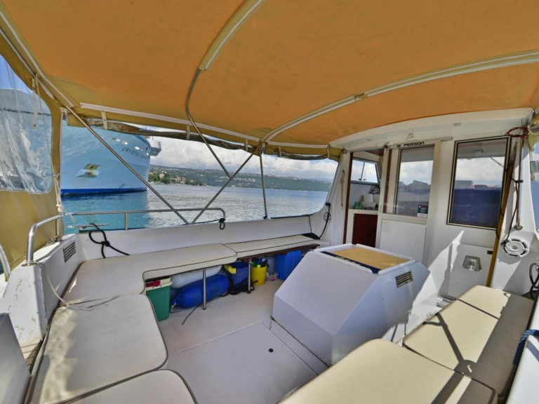 Yacht hire Opatija cheap Islander