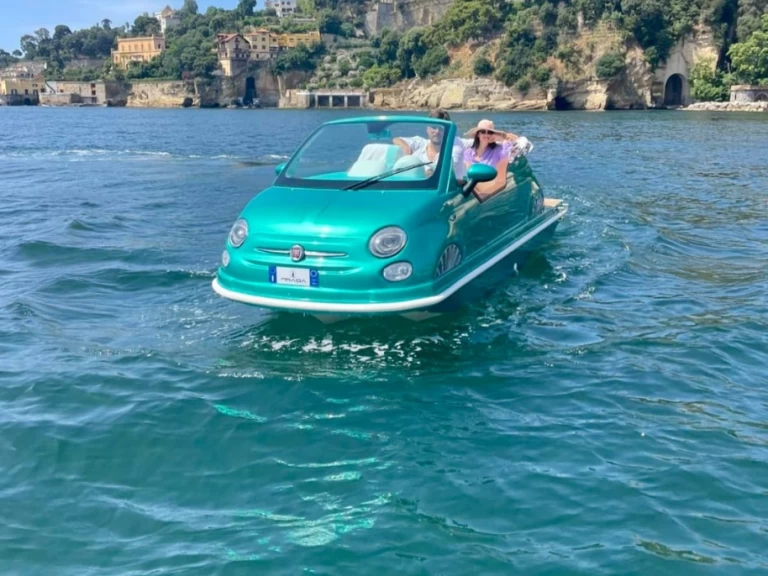 Hire a fiat 500 VIP LOUNGE Naples